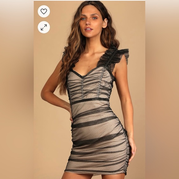 Elegant Black and Cream‎ Women's Dress - Picture 2 of 12